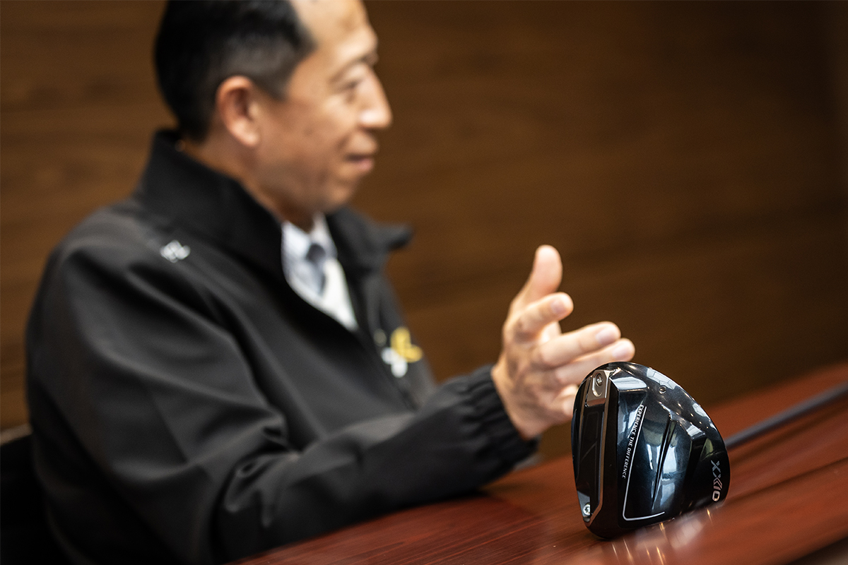 転機となったモデルとして挙げられた5代目、7代目に並んで、デザインの大幅な変更や弾道調整機能がついた「XXIO 14」は変革の1つ[写真：角田慎太郎]
