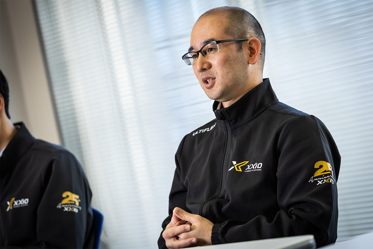 マーケティング戦略統括部・課長の佐藤弘樹氏。2018年よりゼクシオのゴルフクラブの商品企画を担当している[写真：角田慎太郎]