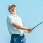 軽く振ってるように見えるのに飛ぶ人の秘密とは？ 振っても飛ばない人との決定的な違いは“リキめない”握り方！？