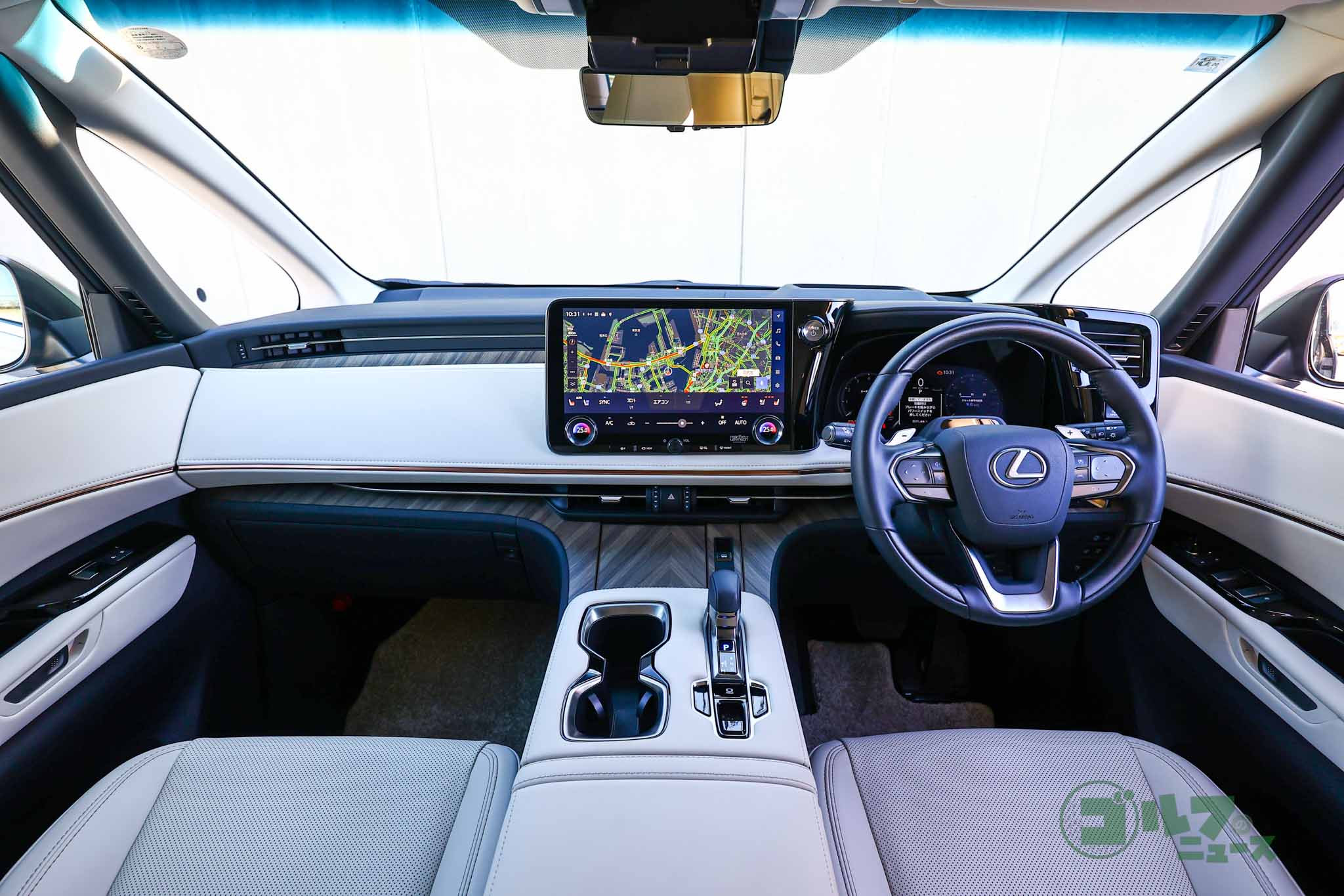 ビジネスドライバーにも配慮した、落ち着きのあるシンプルなコクピットまわり