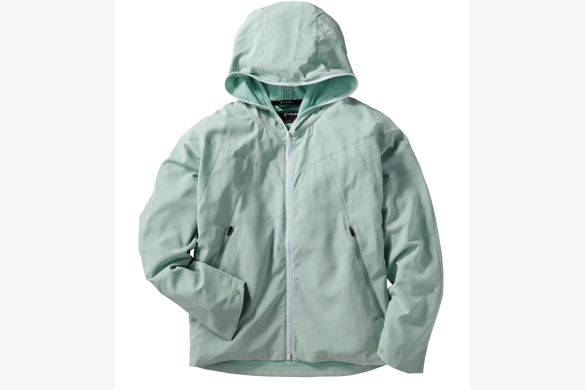 エックスシェルター暑熱αフーディー　価格：2900円（税込み）　カラー：ミントグリーン
