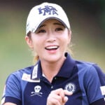 全身ピンクのタイトなウエア姿に「いいね！」殺到！ イ・ボミがゴルフ場で披露した姿に「かわいすぎる」とファン絶賛