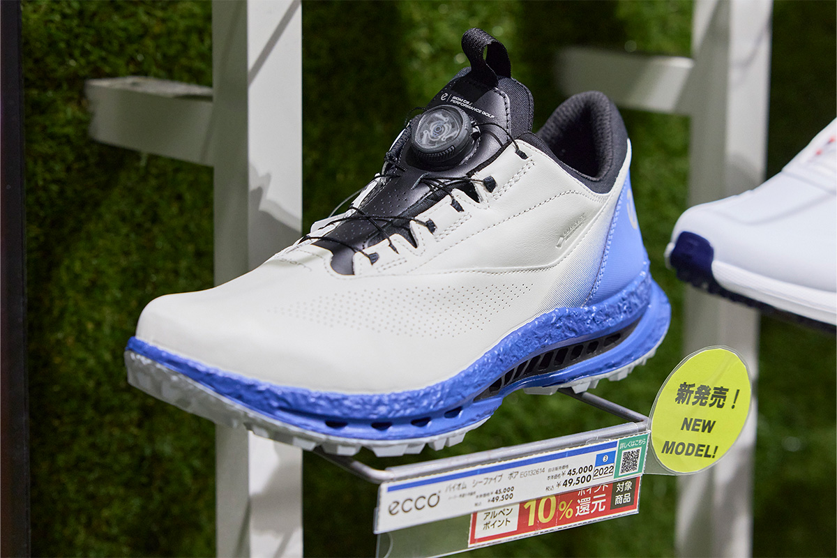 「BIOM C5 Boa」の価格は4万9500円（消費税込み）。高級なゴルフシューズに分類されるが、その性能と履き心地は確かだ[写真：西村恵]