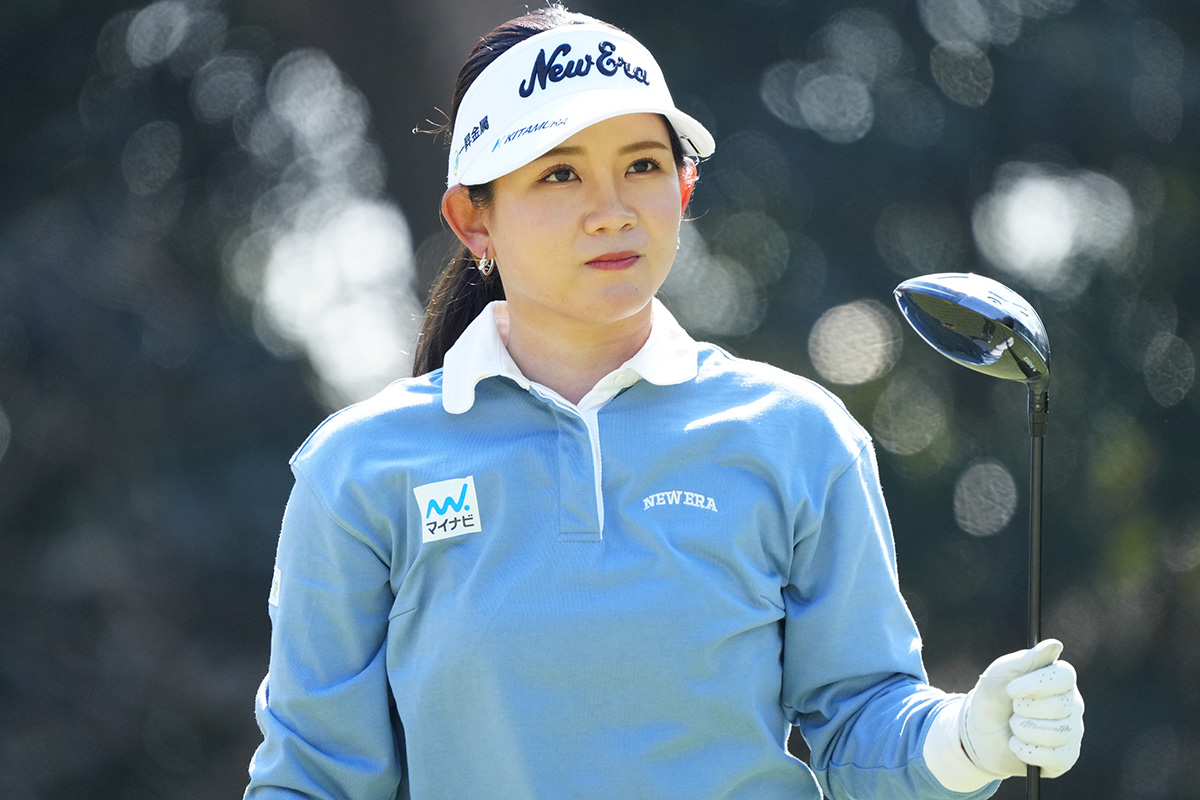 吉本ひかる 撮影:鈴木祥