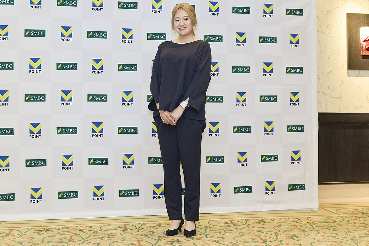 桑木志帆　写真：西村恵