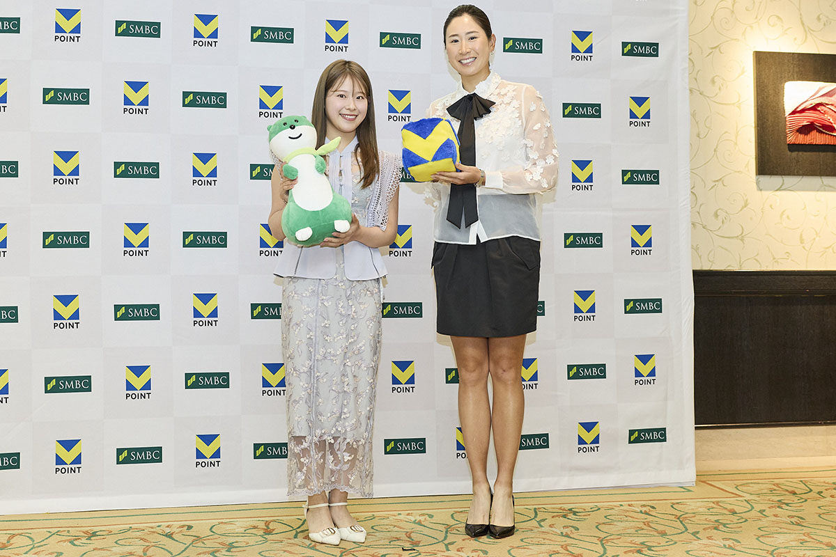 （左から）吉田鈴、木戸愛　写真：西村恵