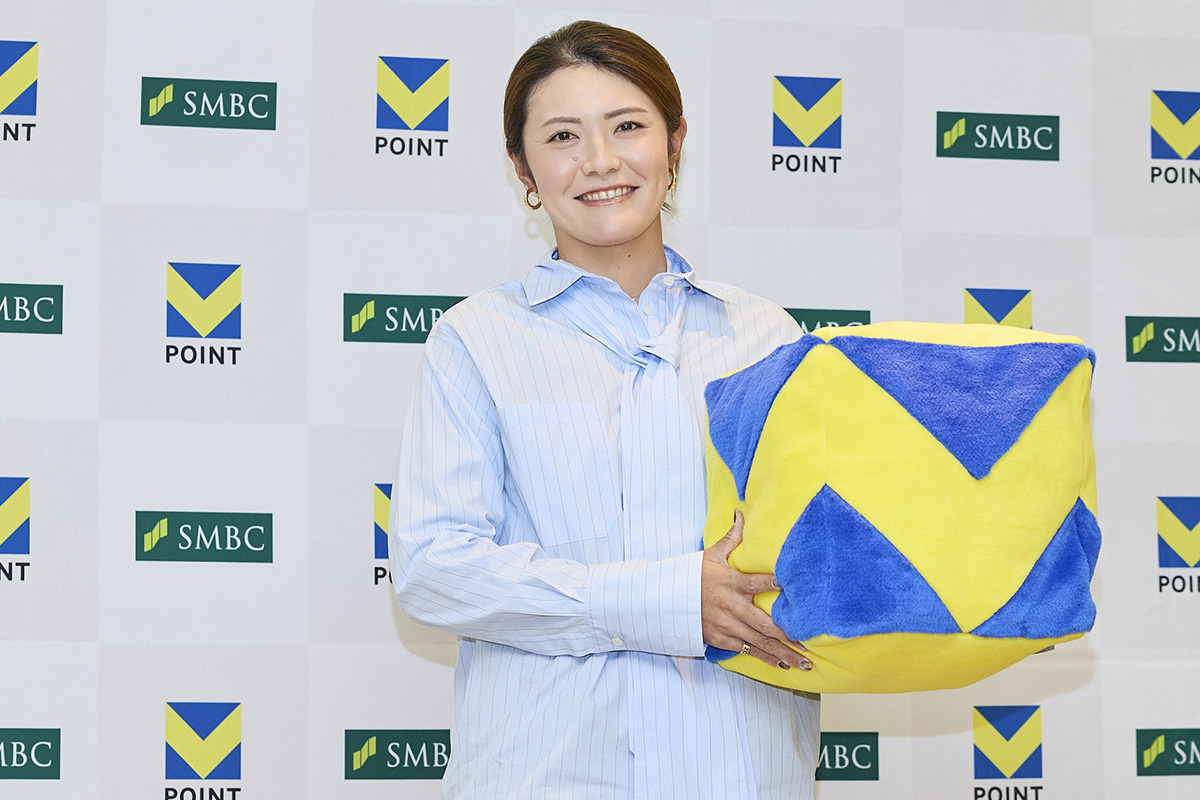 渡邉彩香　写真：西村恵