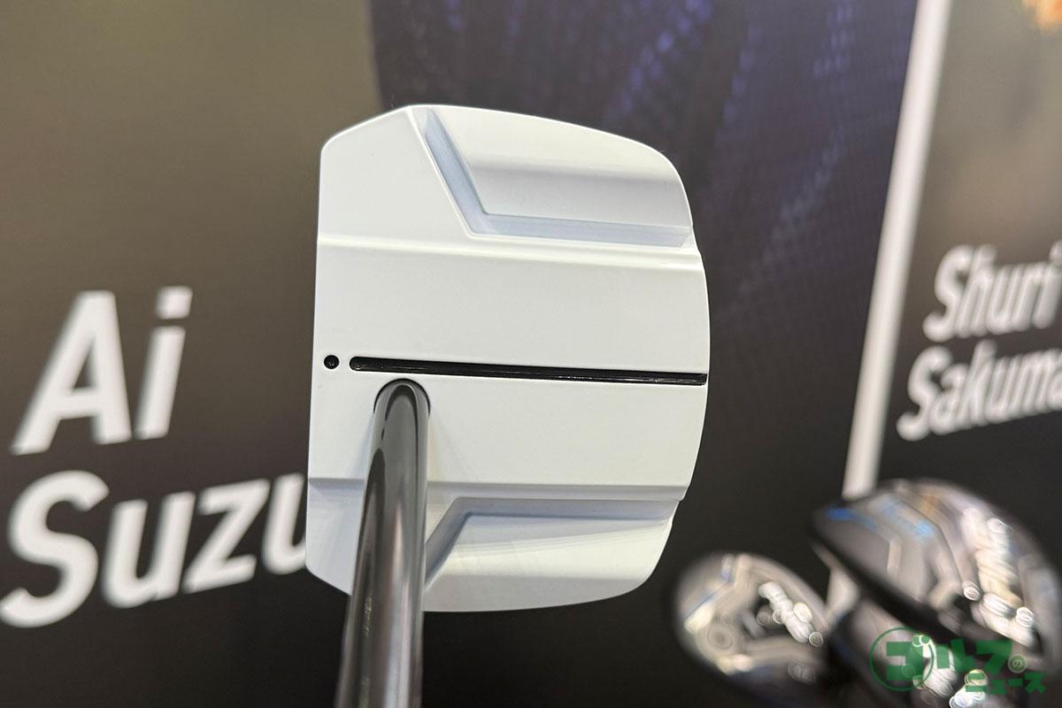 ピンブースに展示された「SCOTTSDALE TEC パター」