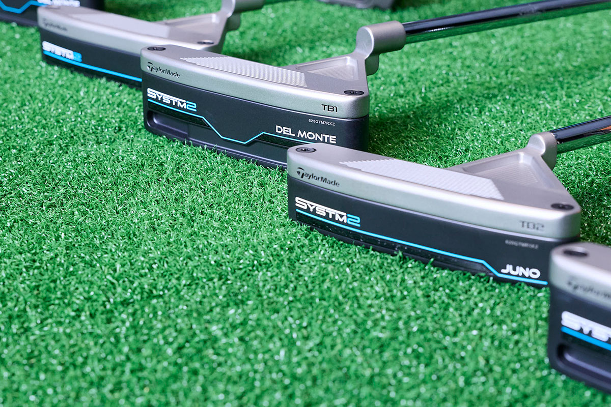 ツアープロから多くの支持を集める「スパイダー」とは違ったやさしさがある「SYSTM2」パター。打音で距離感を出したいゴルファーには最適のパターだ[写真：西村恵]