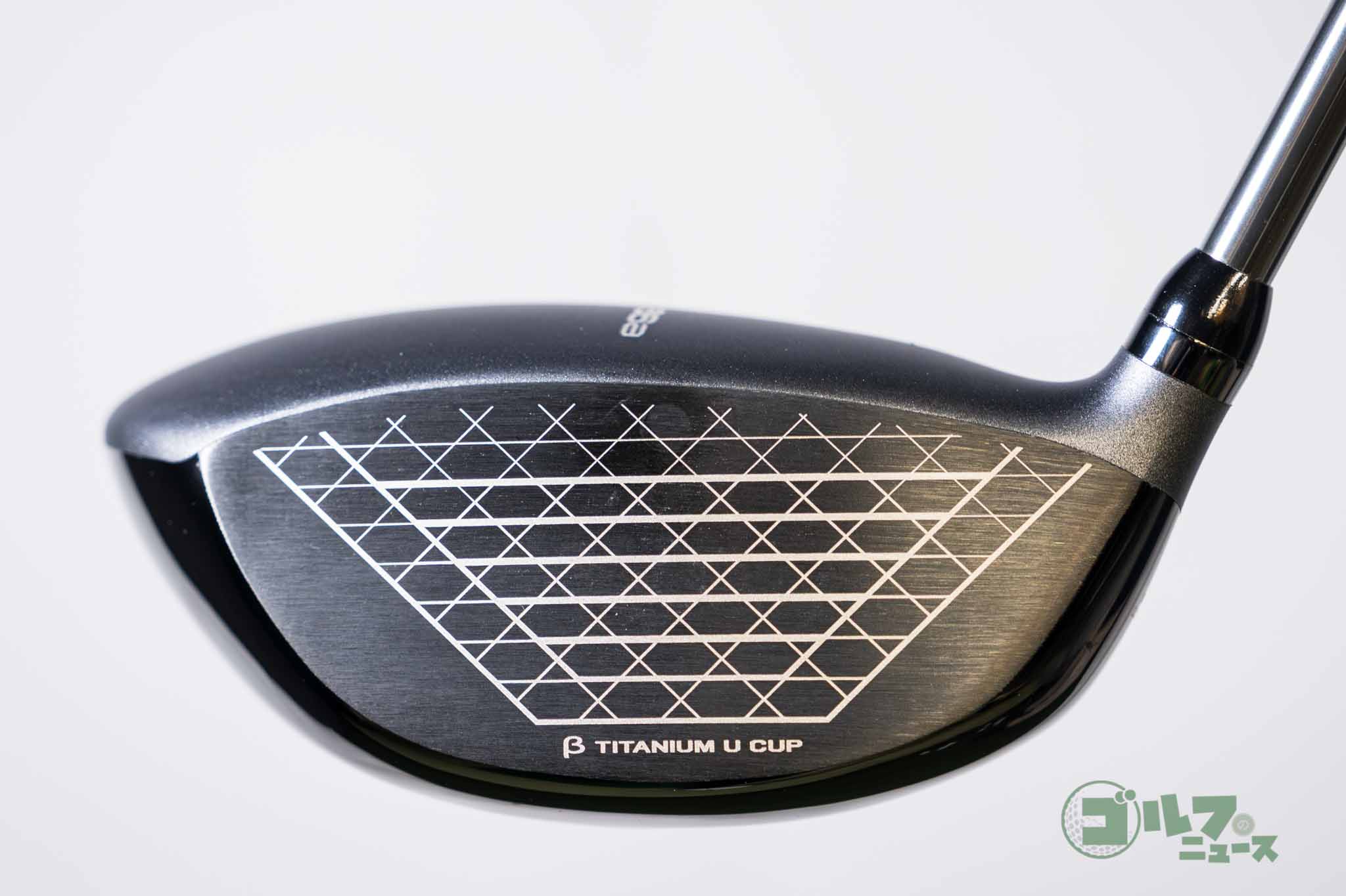 βチタンDAT55G＋に冷間曲げ加工を施し、高い反発性能と耐久性を実現したカップフェース　写真:土居凌祐