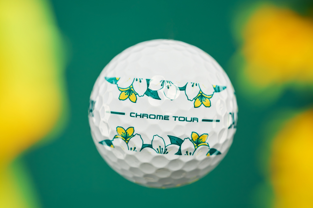 「90」のナンバーがあしらわれた限定ボール。春を想起させる爽やかなデザインが採用されている