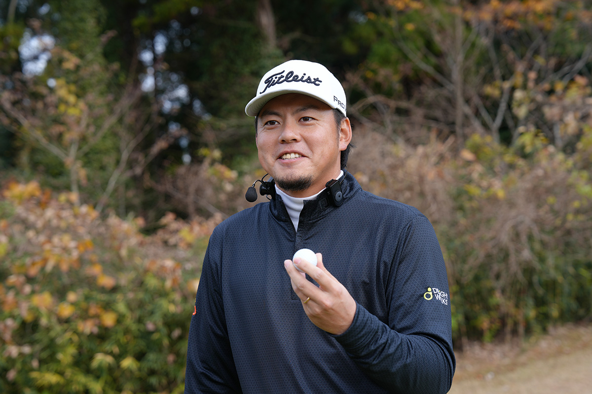 NEW「プロV1xレフトダッシュ」について話す幡地隆寛。※写真は2025年12月に開催されたNEW「プロV1xレフトダッシュ」の発表会時