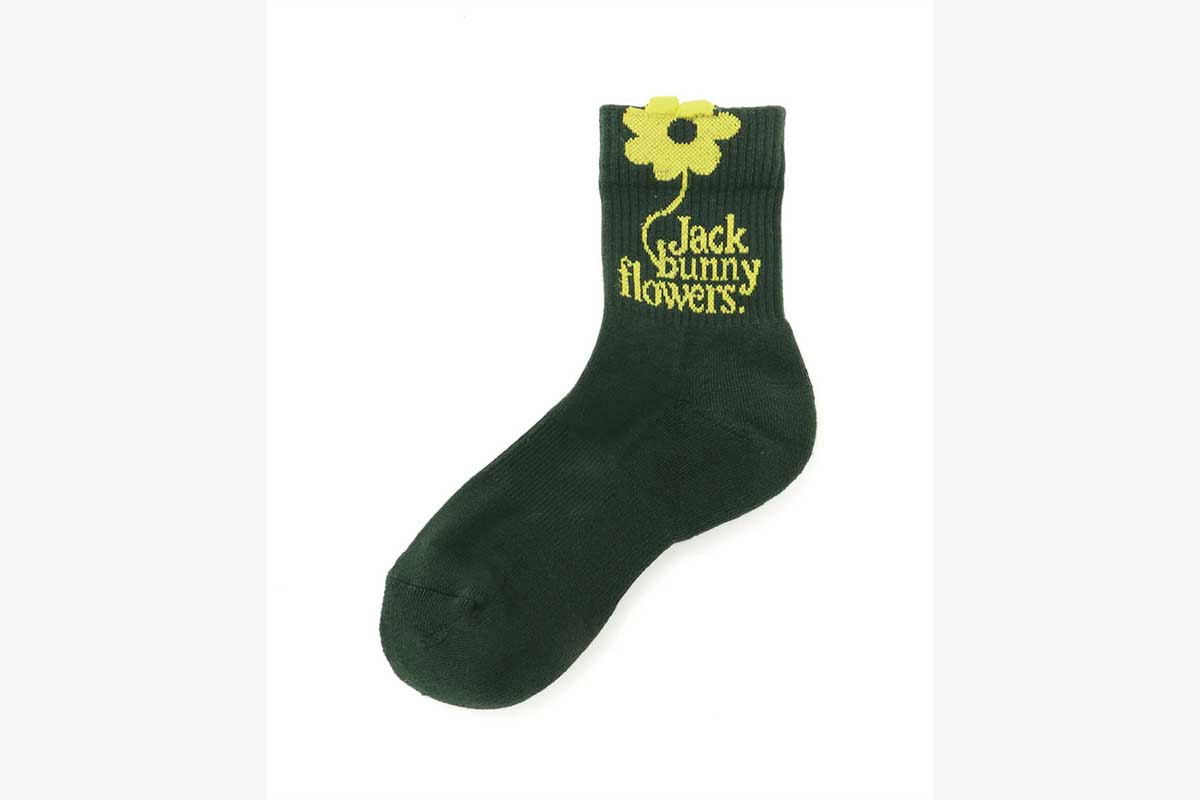 お花ミドルソックス /ネイビー　2200円（税込み）　JACK BUNNY!!公式オンラインストアより