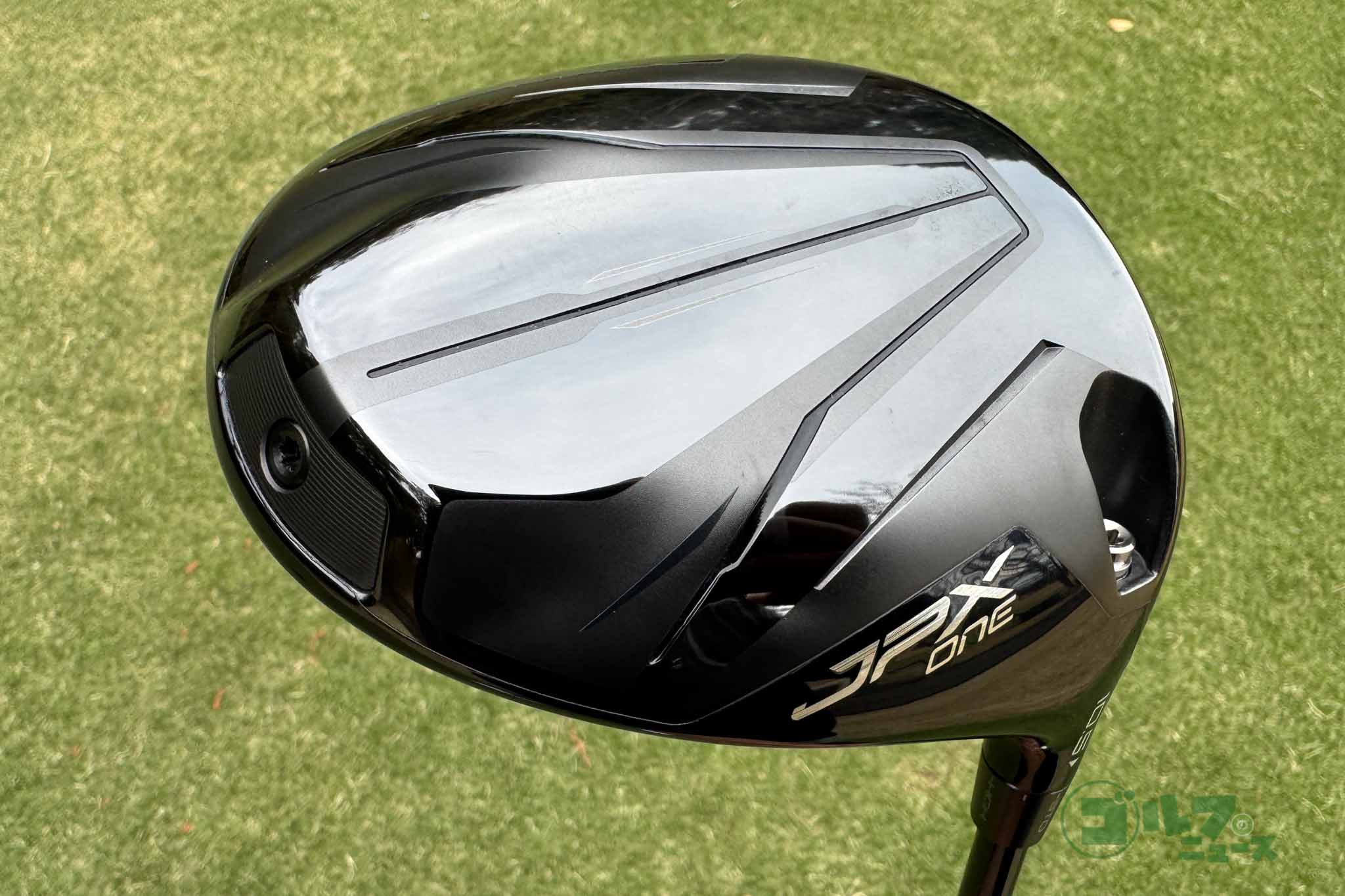 スピンも適度に入り、安定した弾道になる「JPX ONE」