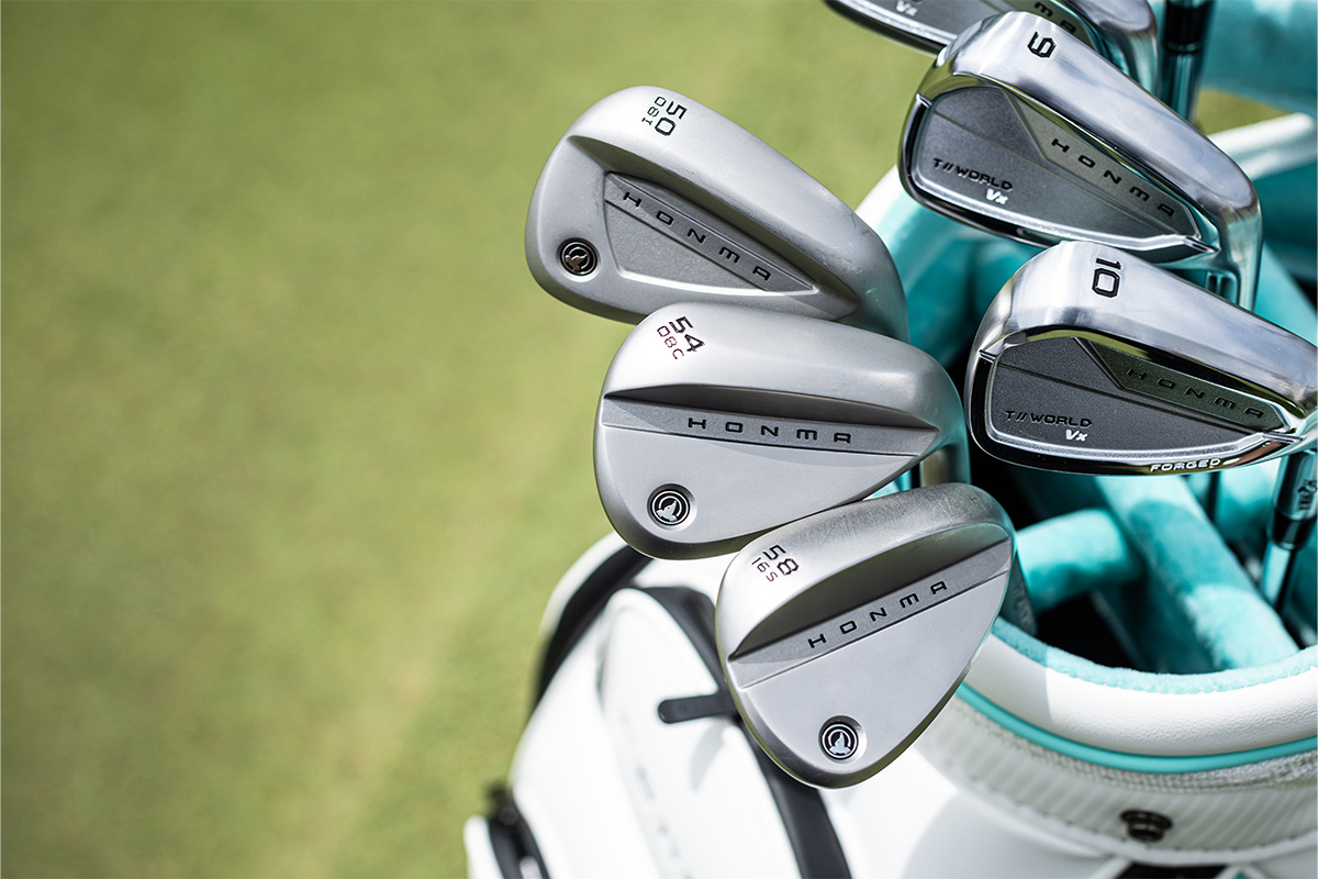 豊富なロフトバリエーションがそろう「HONMA WEDGE」はアイアンからの流れを考え、飛距離の階段を整えやすい[写真：落合隆仁]