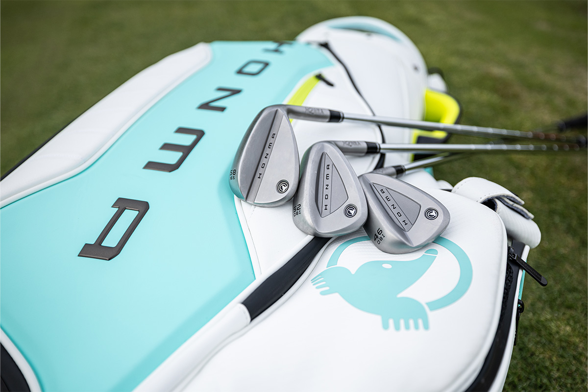 本間ゴルフのこだわりが詰まった「HONMA WEDGE」。ショートゲームを向上させたいなら、一度試打をしてみるのがおすすめ[写真：落合隆仁]