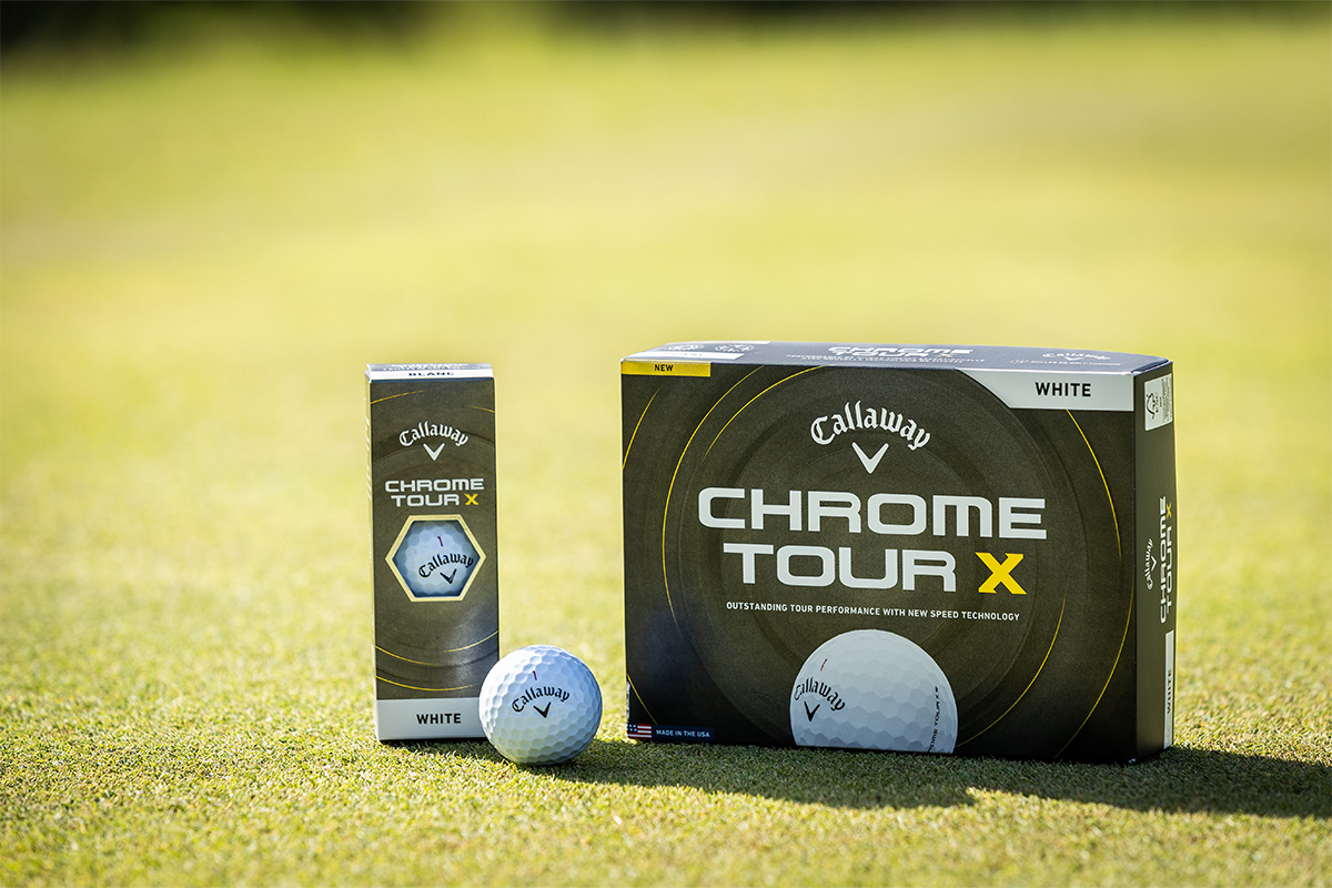 藤田プロがエースボールとして使用している「CHROME TOUR X」[写真：角田慎太郎]