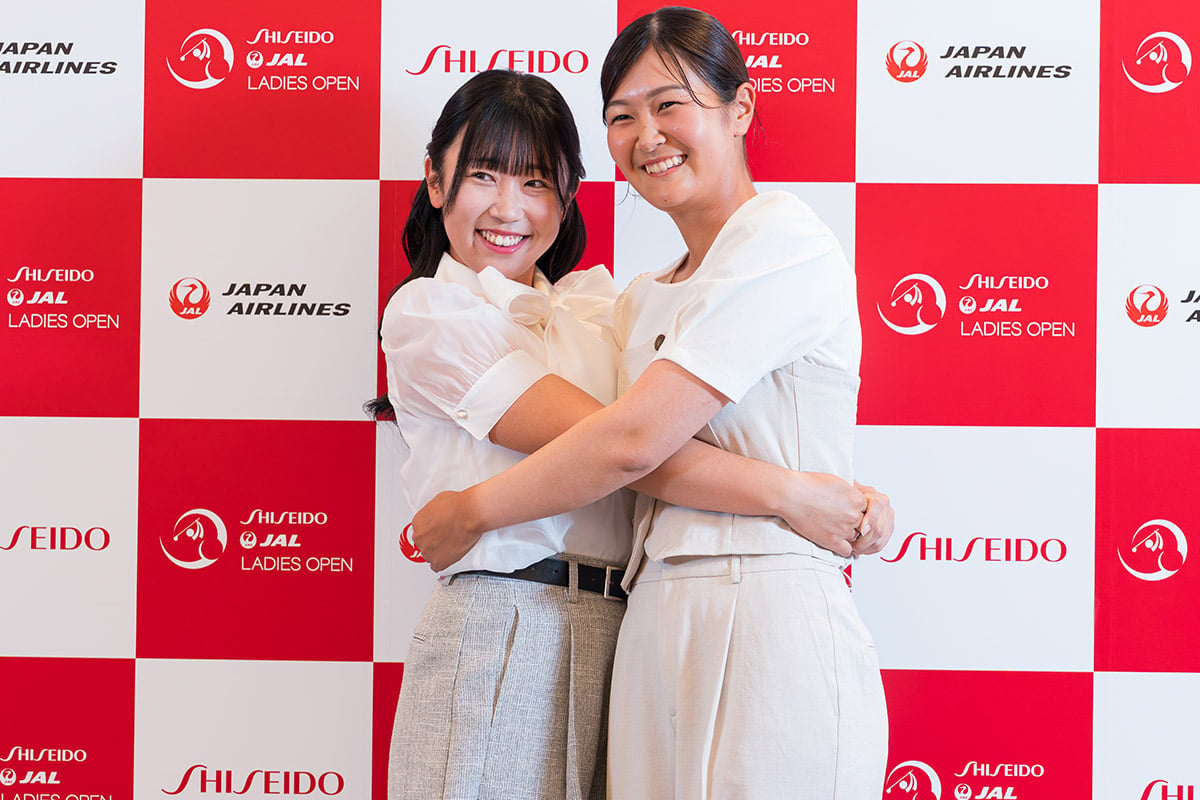 （左から）菅沼菜々、神谷そら　写真：土居凌祐