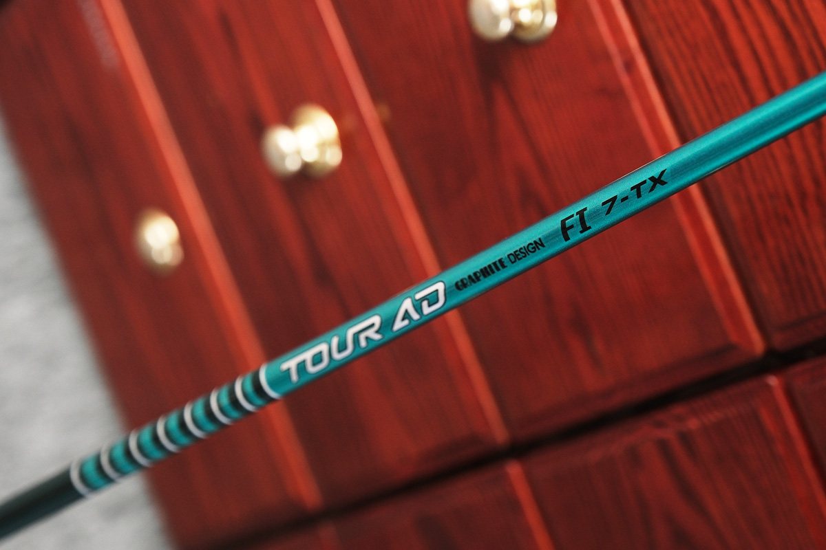 「TOUR AD FI」の「7TX」