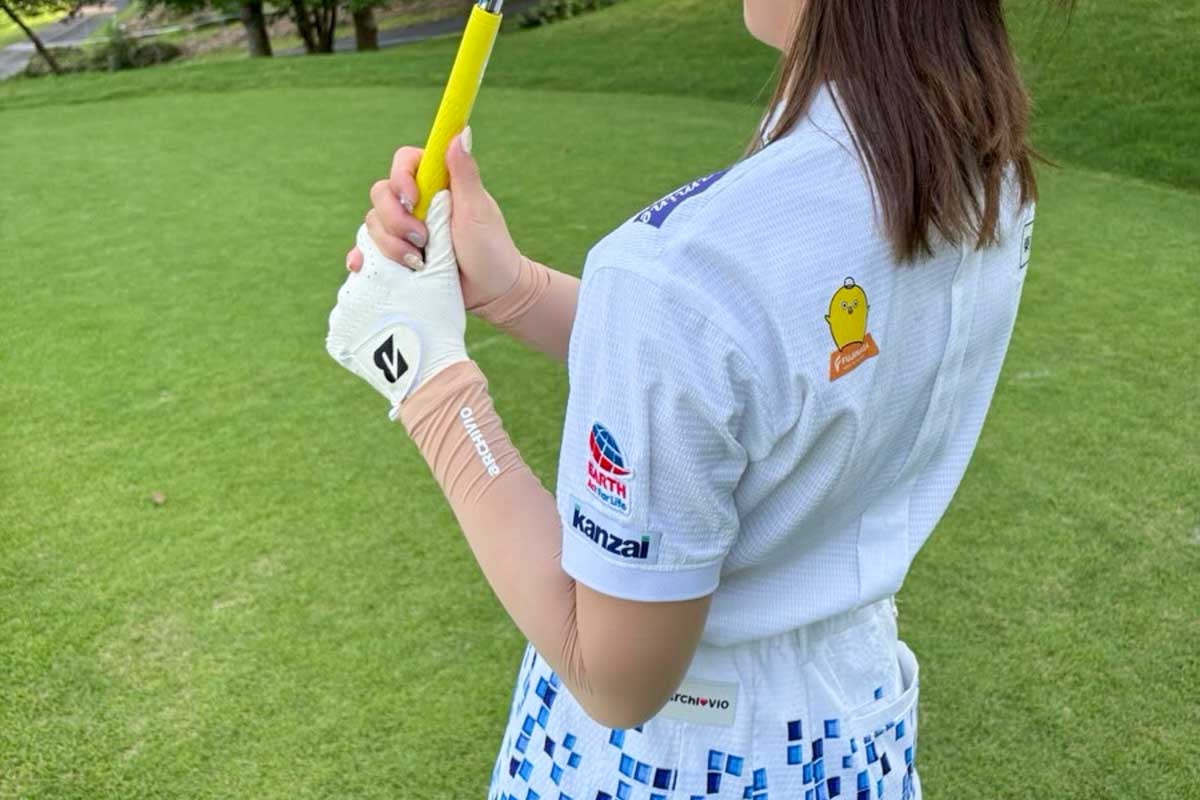 素肌に見えるインナーを愛用する植手桃子　写真：本人提供