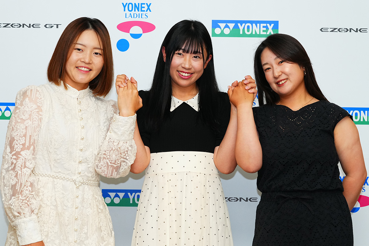 左・佐藤心結、中・菅沼菜々、右・阿部未悠　写真：大会提供
