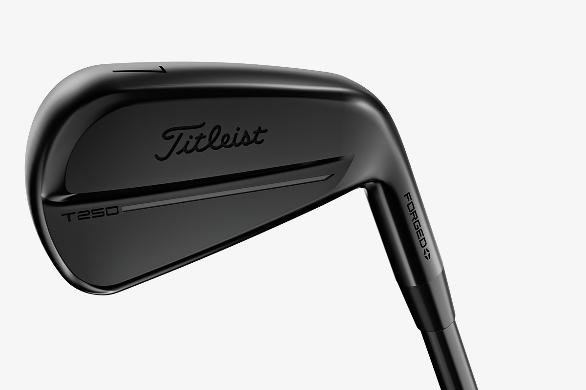 タイトリスト「T-SERIES ブラックベイパー T250」アイアン