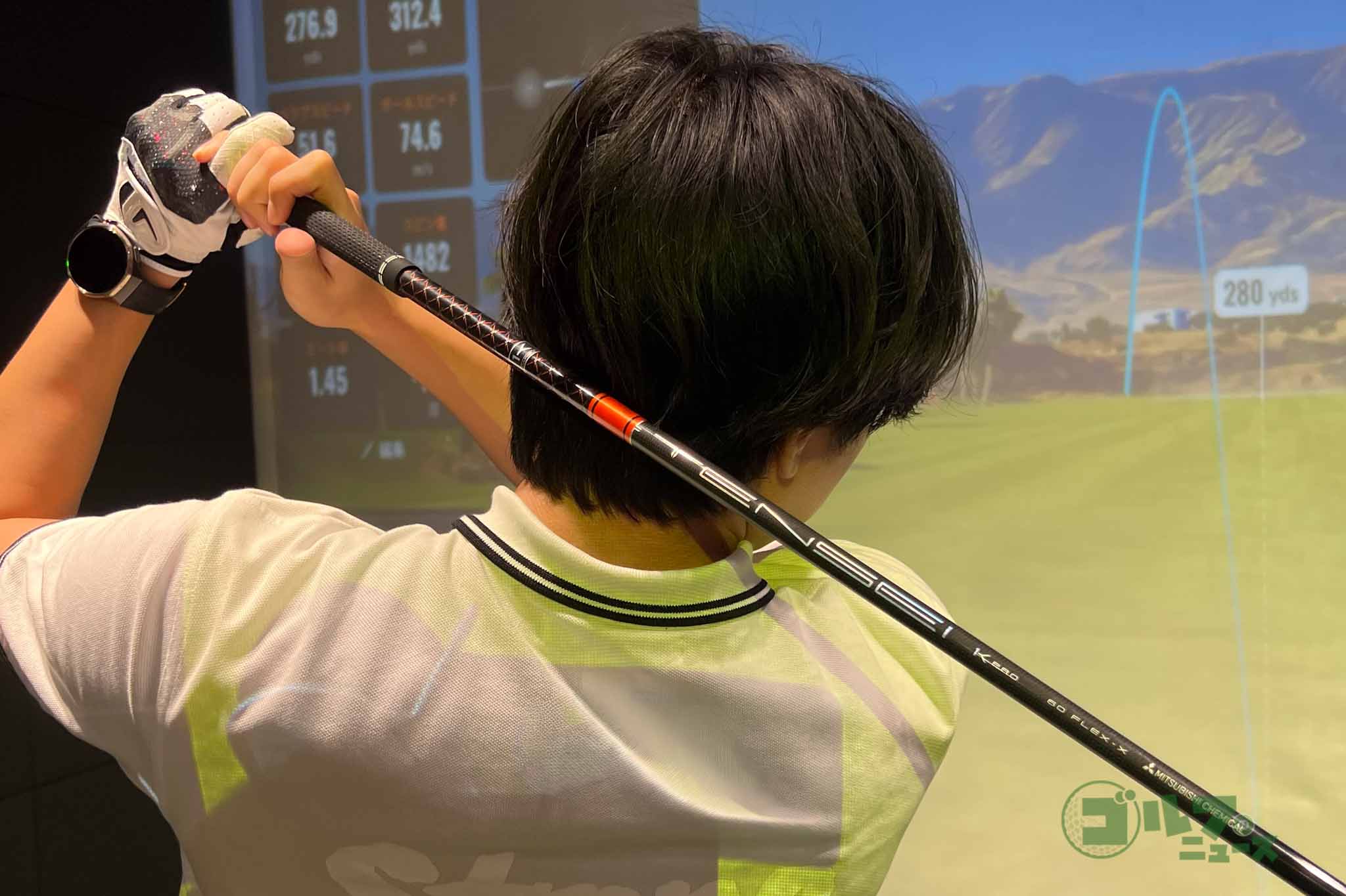 普段よりヘッドが軽く感じてスムーズに振り抜ける印象