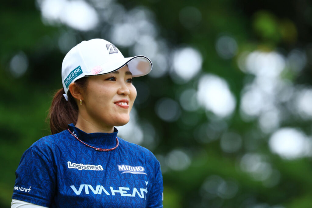 渋野日向子&古江彩佳　直筆サイン　2025富士通レディース 応援ボード 最新情報ー富士通レディース 2025ー明日へひとこと ｜JLPGA｜日本女子
