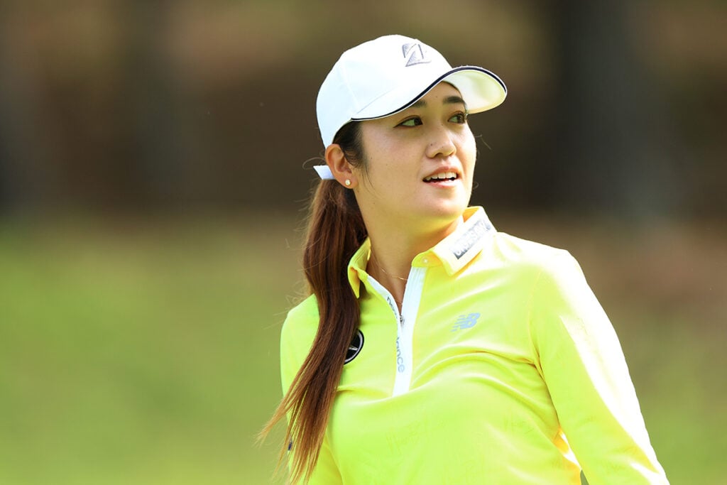 稲見萌寧プロサイン入りフジサンケイレディスオリジナルCAP &ポロシャツ プロゴルファーの稲見萌寧選手からいただいたしんよー！ サイン